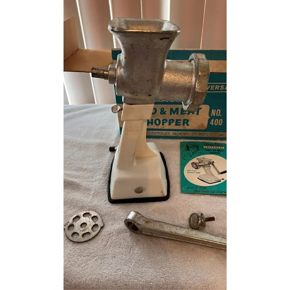 UNIVERSAL SUCTION BASE FOOD & MEAT CHOPPER NO.400
